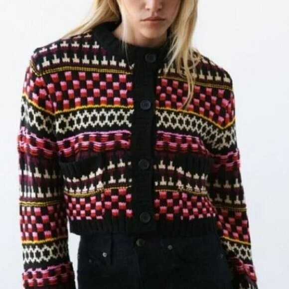 Zara Jacquard Chunky Cable Knit  Cropped Pocket Button Winter Cardigan Sweater - Picture 2 of 12